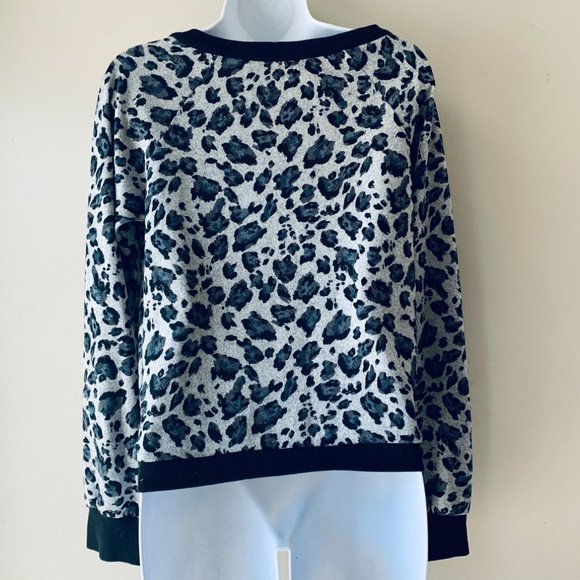 🇺🇸 LUCCA COUTURE grey leopard sweatshirt size M - Picture 6 of 8